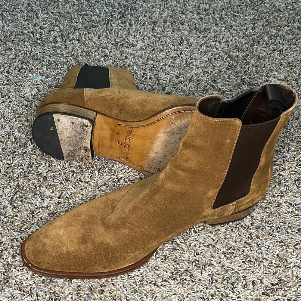 Men's Brown Suede Chukka Boots